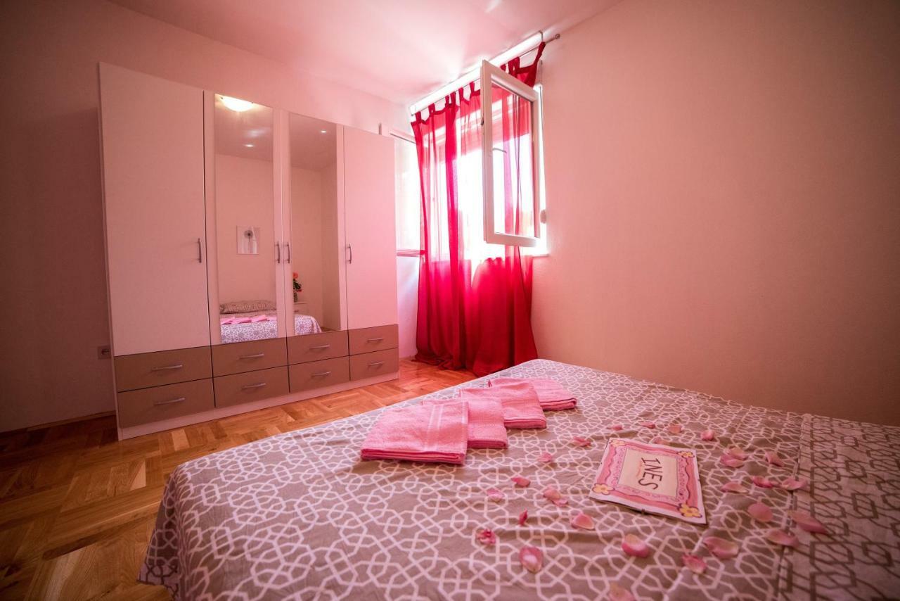 Apartment Ines Sinj Exteriör bild